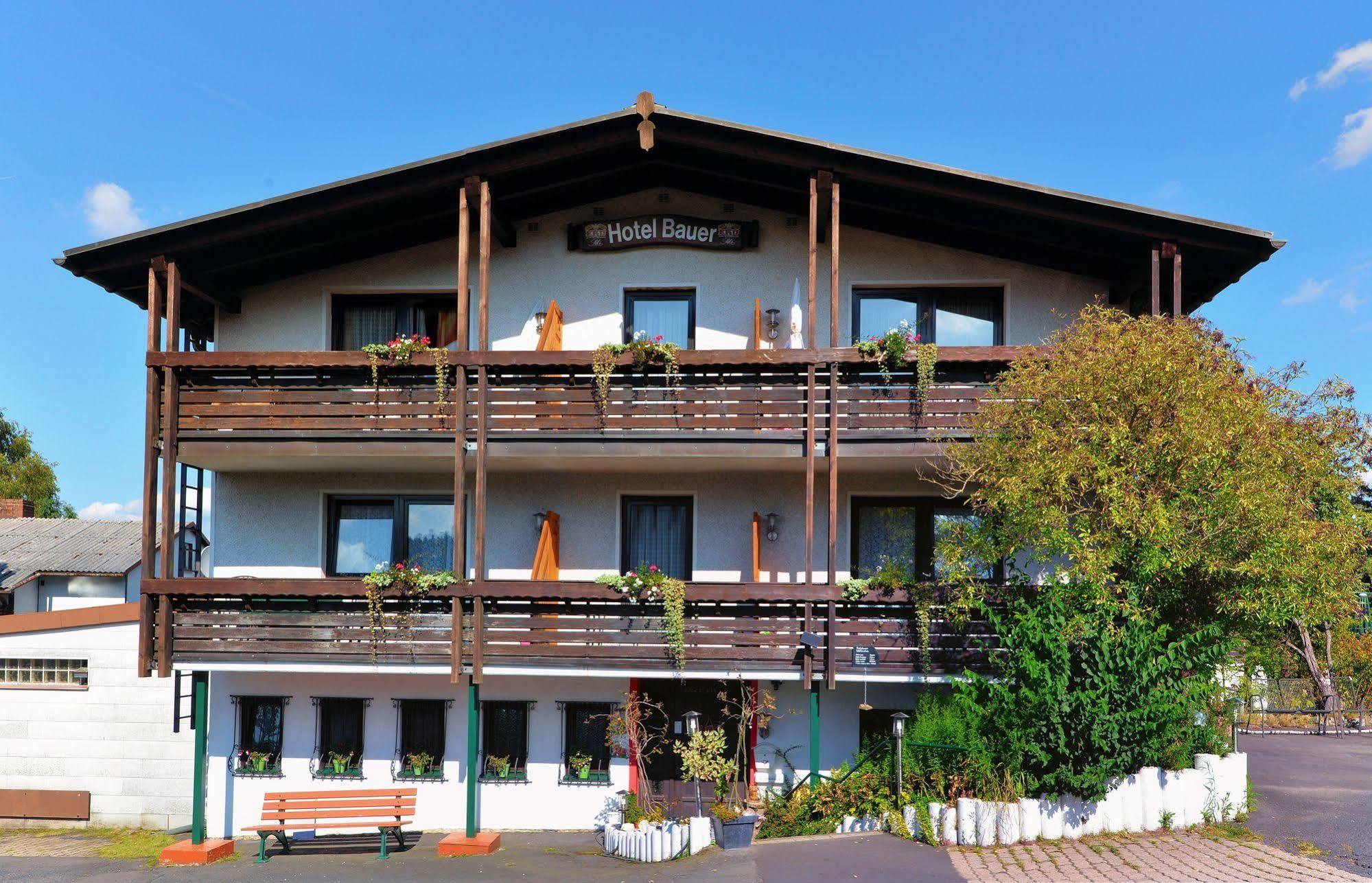 Antjes Schmankerlhotel Und Restaurant Trostau Luaran gambar