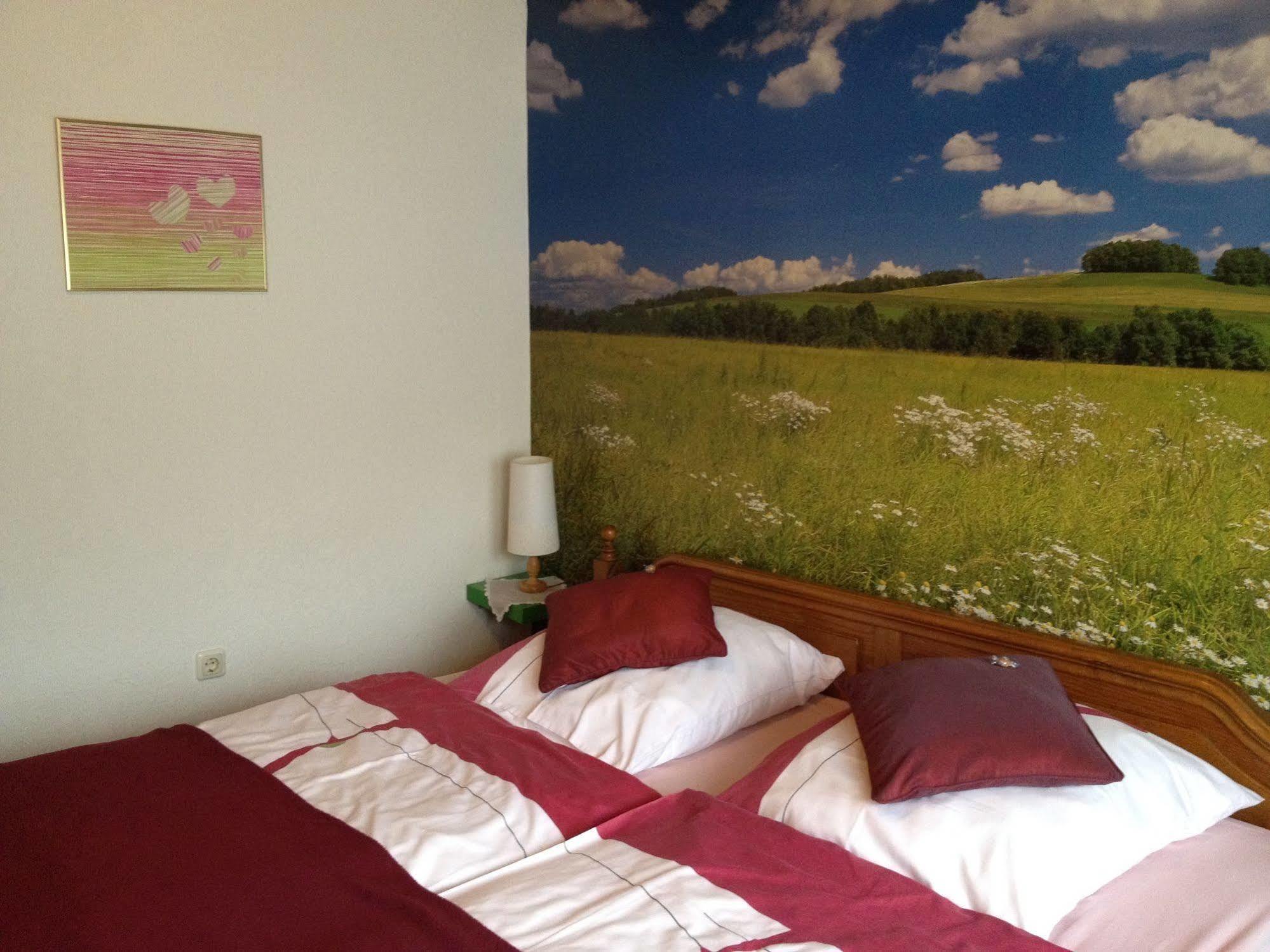 Antjes Schmankerlhotel Und Restaurant Trostau Luaran gambar
